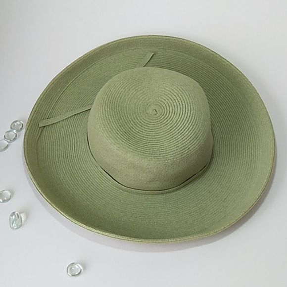 San Diego Hat Company Accessories - EUC San Diego Hat Company Straw Sun Hat